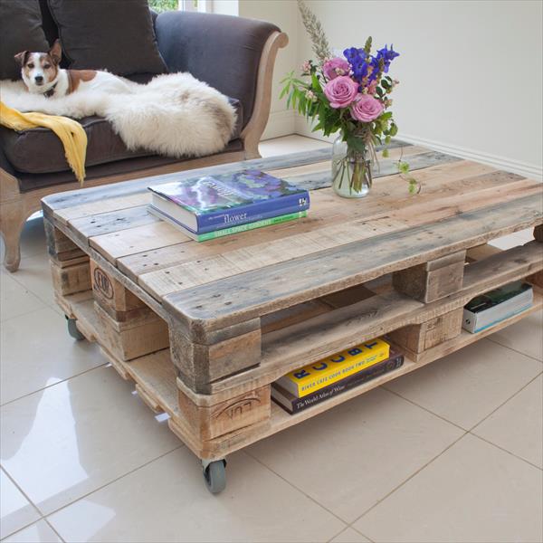 industrial-styled-pallet-coffee-table